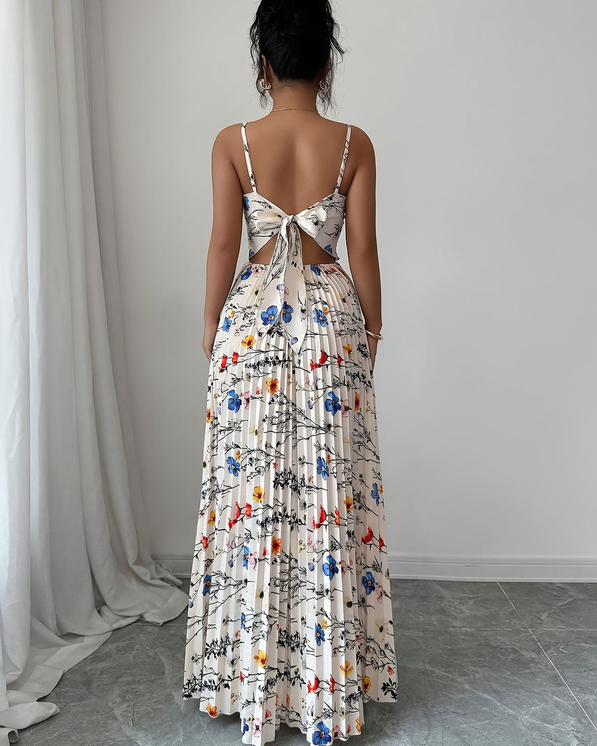 Backless Sleeveless Maxi Dress