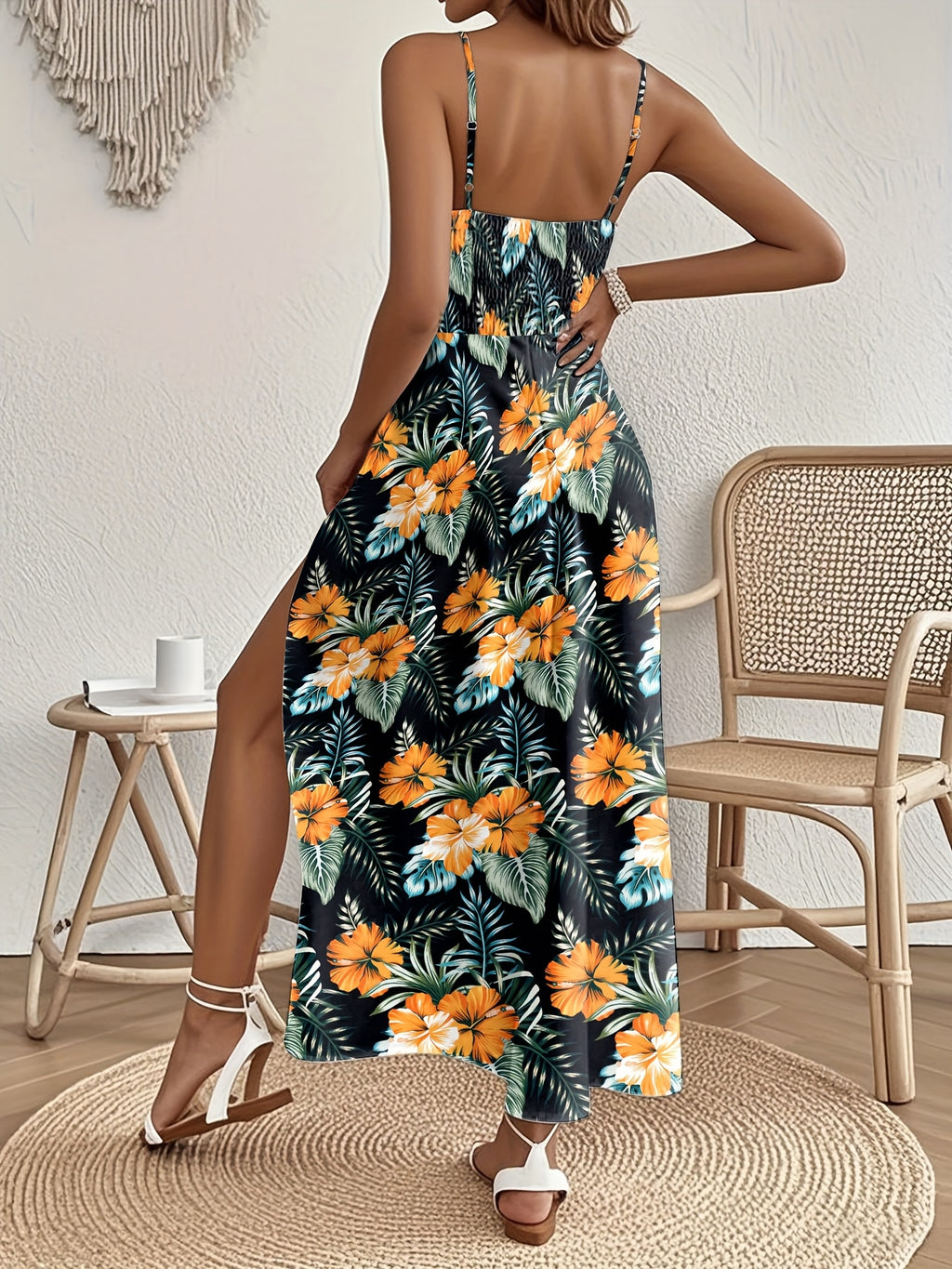 [Vestido longo floral] Vestido longo feminino sem mangas com estampa floral para primavera/verão - Decote em V, bainha alta e baixa, branco com flores vermelhas e verdes | Estilo casual elegante, traje de férias, vestido com estampa floral, textura