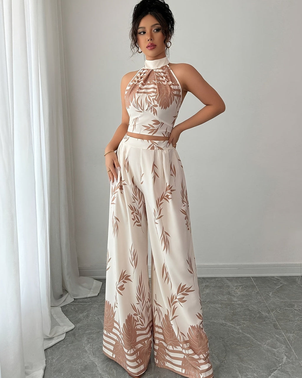 Elegant Women’s Resort Set