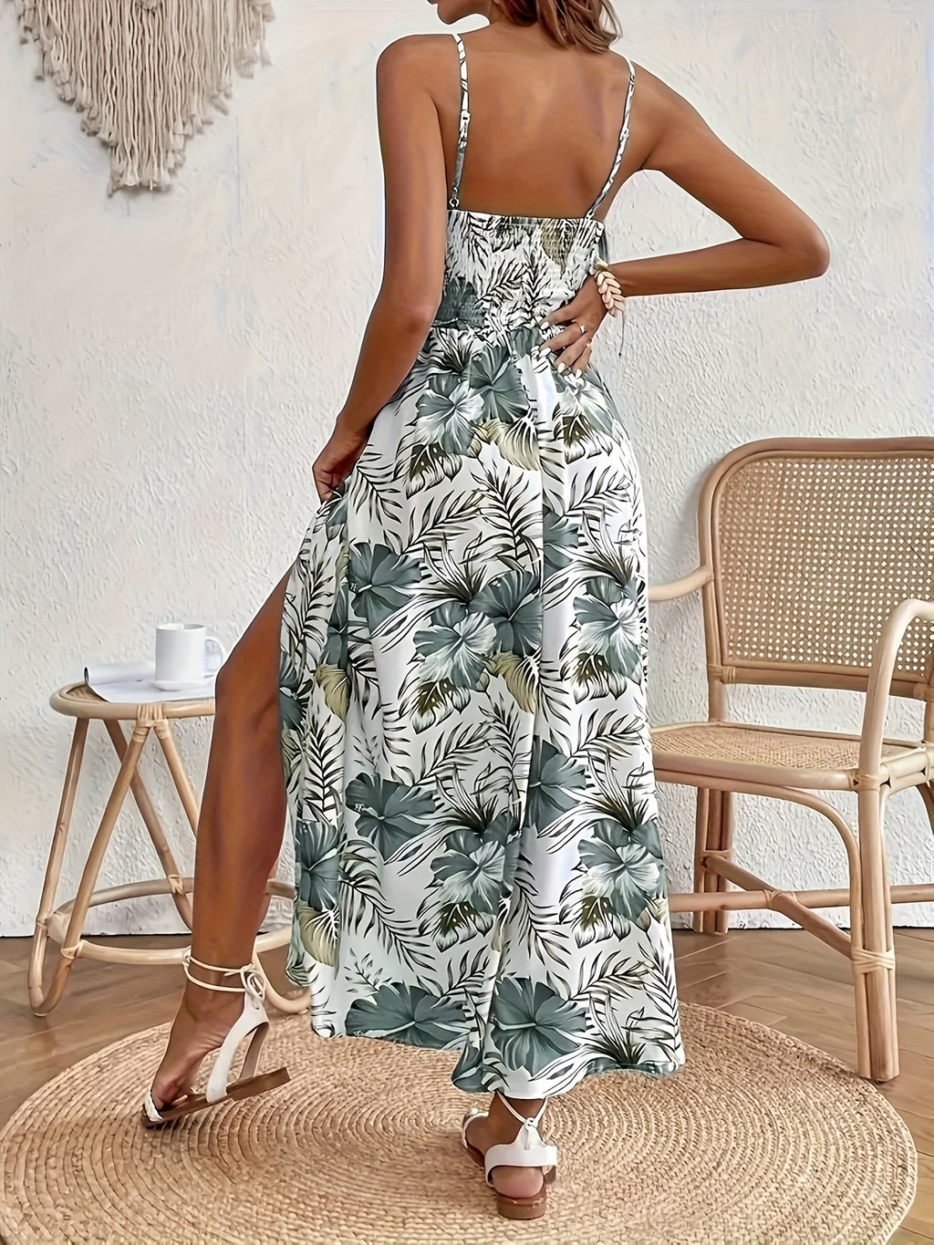 [Vestido longo floral] Vestido longo feminino sem mangas com estampa floral para primavera/verão - Decote em V, bainha alta e baixa, branco com flores vermelhas e verdes | Estilo casual elegante, traje de férias, vestido com estampa floral, textura