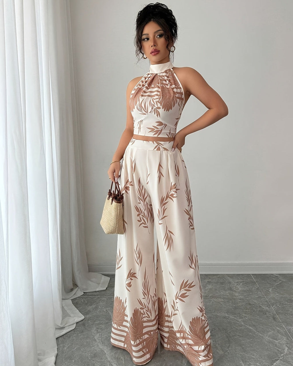 Elegant Women’s Resort Set